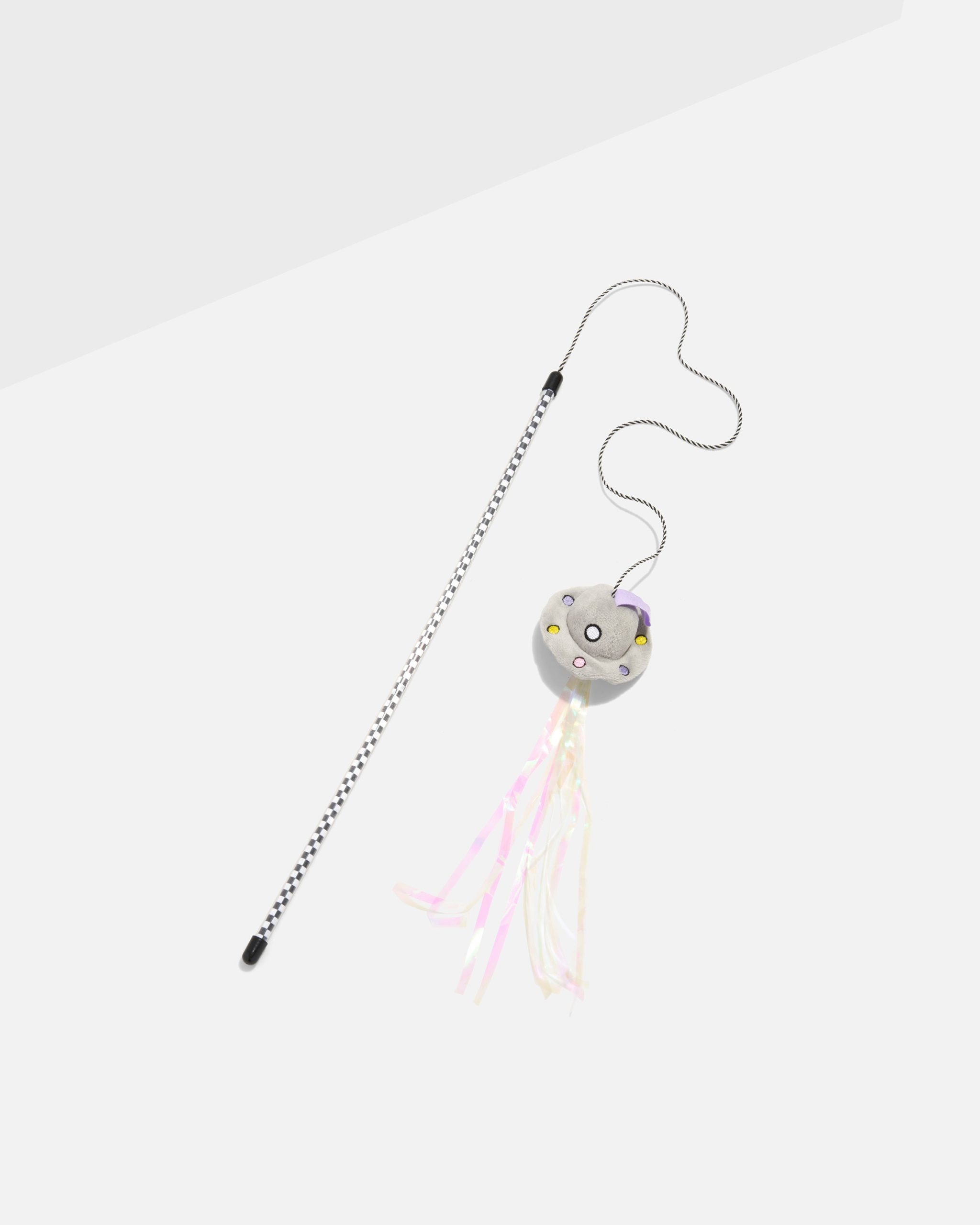 WO_VM_Cat_WildWand_UFO_PDP_04_4x5_Web.jpg