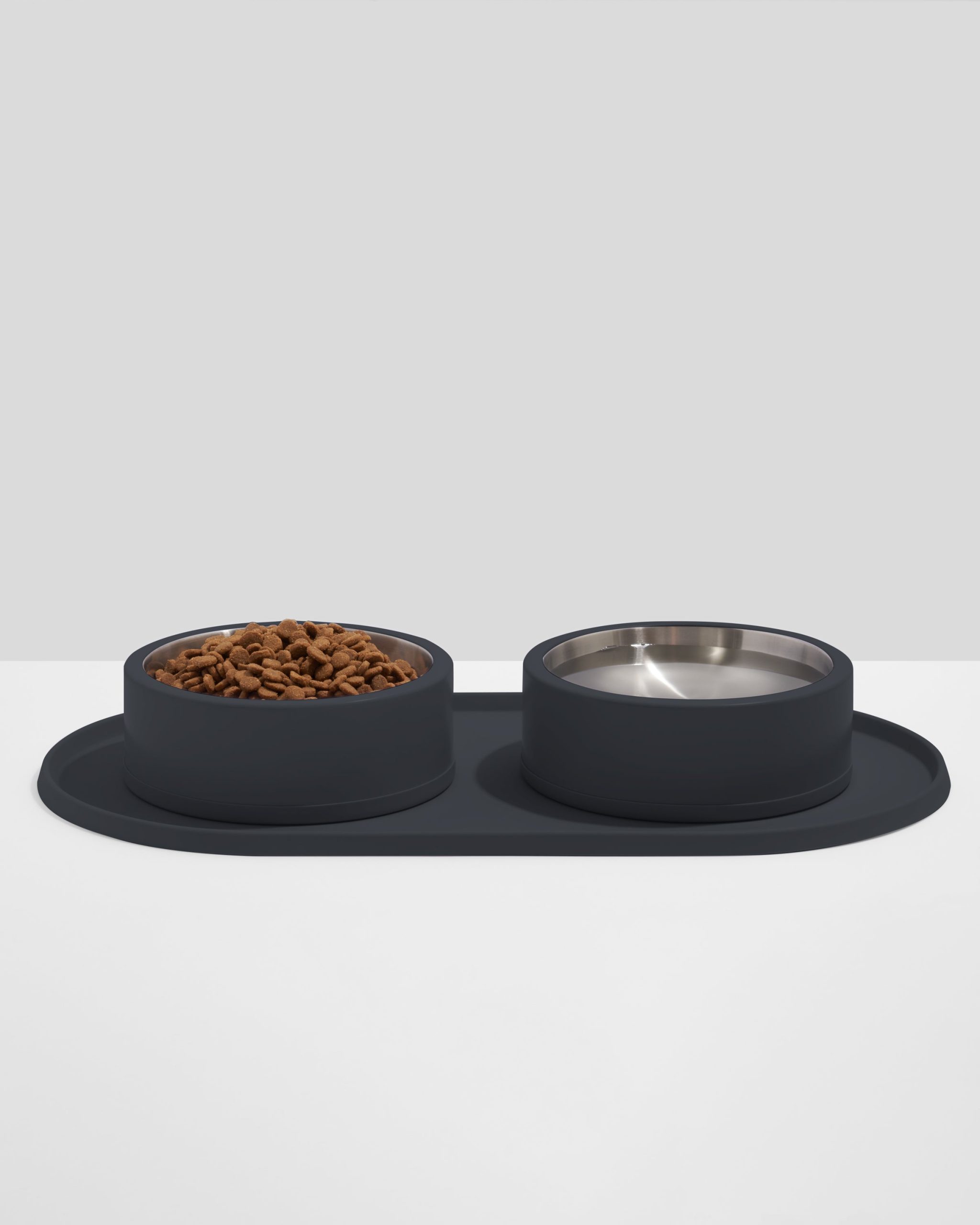 WO_VM_Studio_PDP_Home_Placemat_Black_06_4x5_Web.jpg