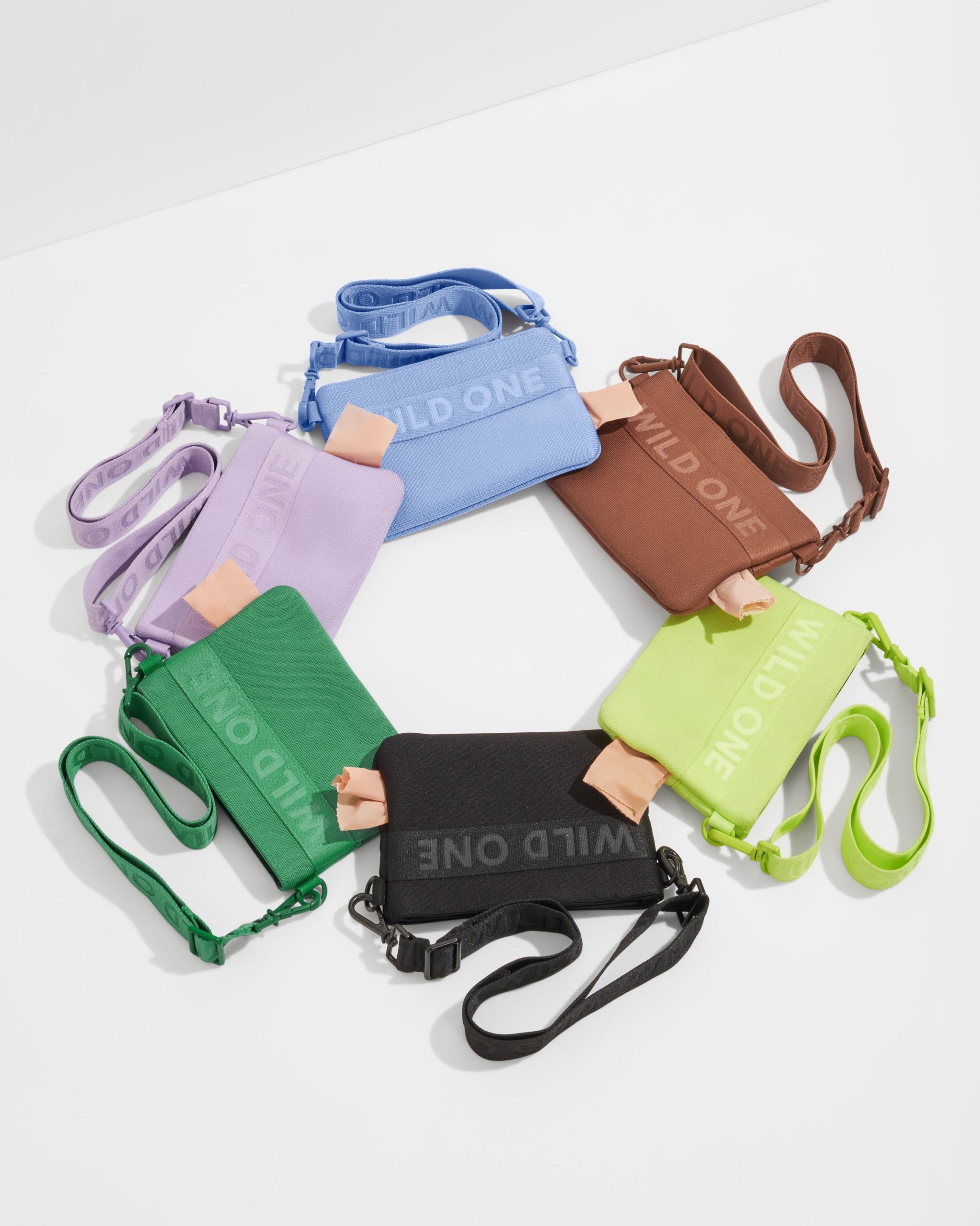 WO_VM_Studio_PDP_TreatPouch_Assortment_01_4x5_Web.jpg